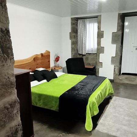 Basaltic Guest House Achadinha Ngoại thất bức ảnh