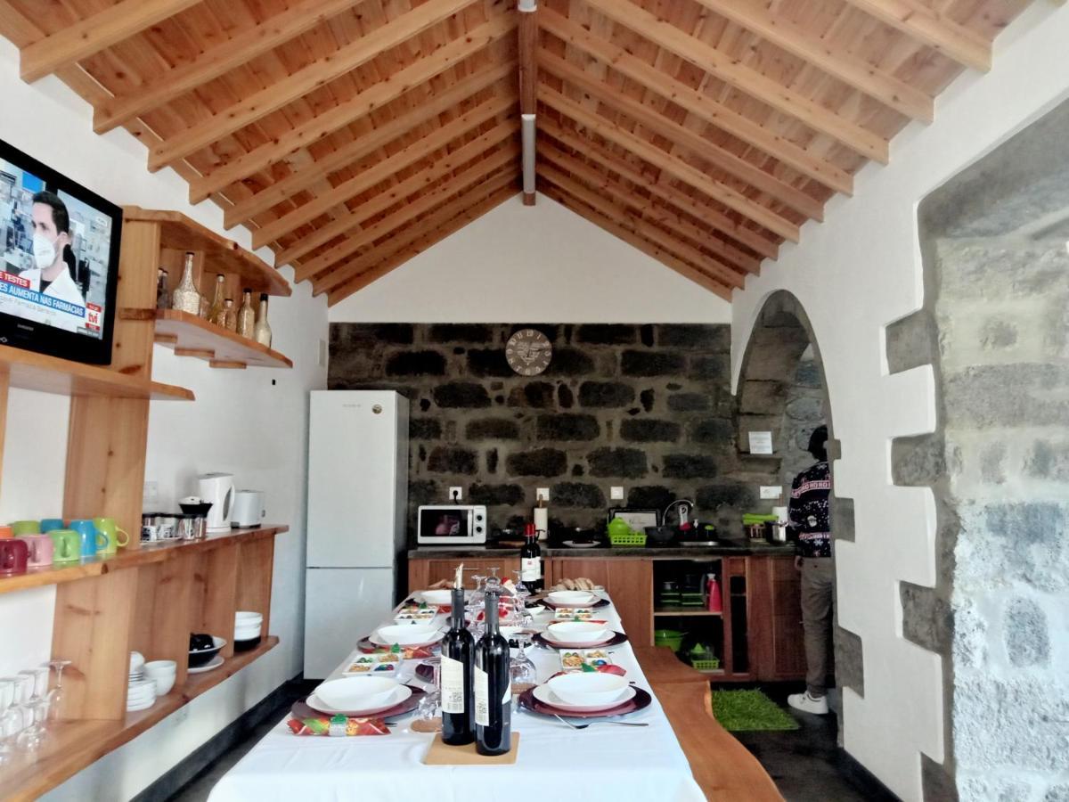 Basaltic Guest House Achadinha Ngoại thất bức ảnh