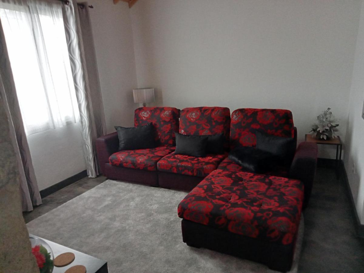 Basaltic Guest House Achadinha Phòng bức ảnh