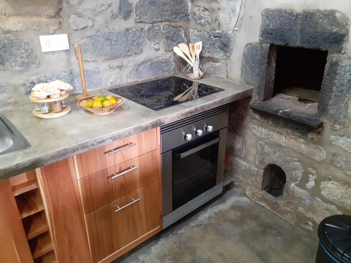 Basaltic Guest House Achadinha Ngoại thất bức ảnh
